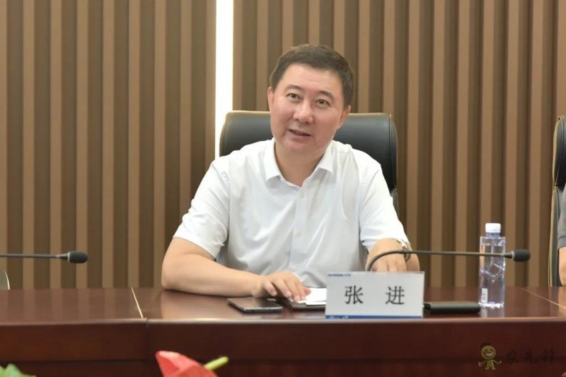 探索智慧植物工厂新模式——新松公司与中国农业科学院都市农业研究所签署战略合作协议